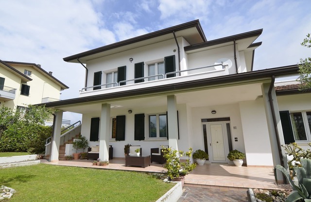 Großzügige Villa mit Garten in Gemmano