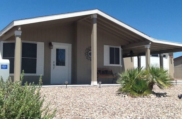 Ein Schnee-Vogel-Edelstein in der Bullhead City - Laughlin Bereich
