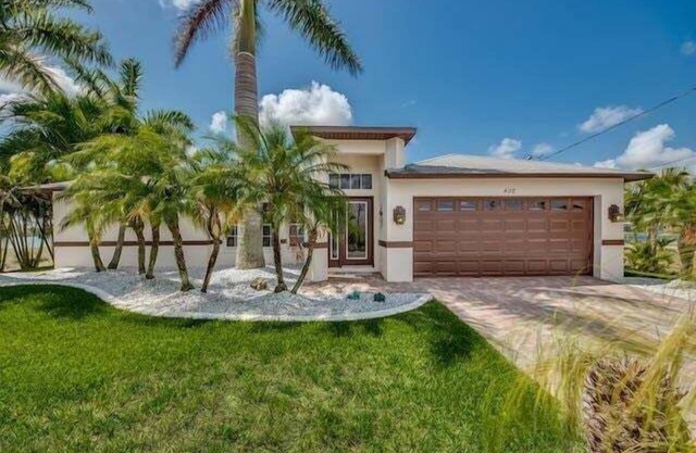 A spacious 3-bedroom retreat in sunny Cape Coral.