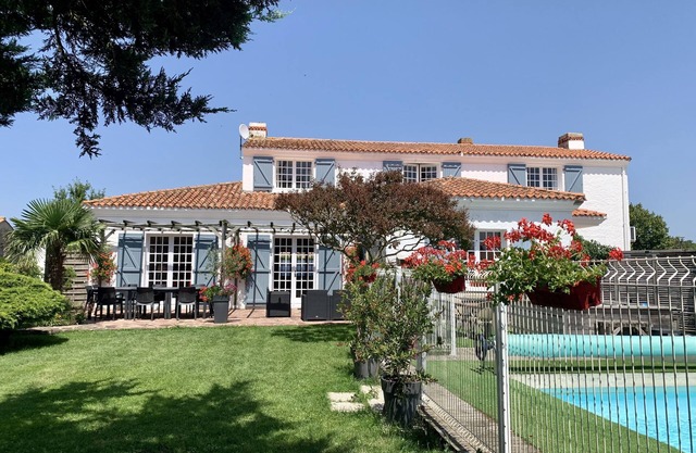 5 * Einrichtungen, 1. Klasse Service, Minuten von Sandstränden, Village Location