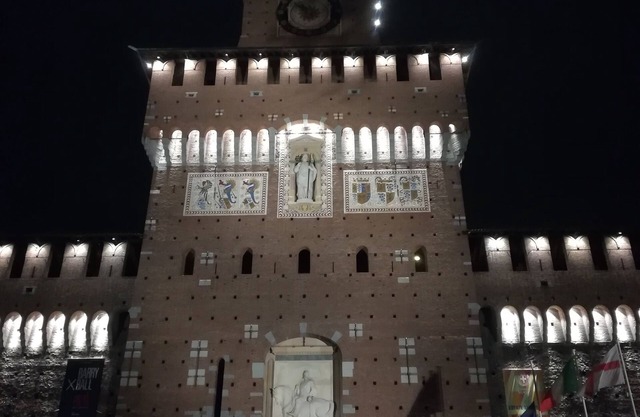 A stone's throw from Milan excellent studio apartment