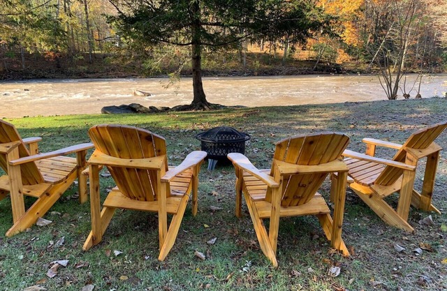 "A Stone's Throw" Cabin on the Esopus Creek
