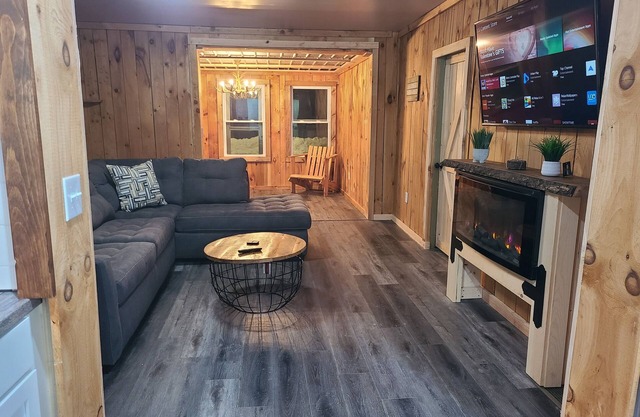 A Stone's Throw Lodge, Adventure, Just a Stone's Throw Away