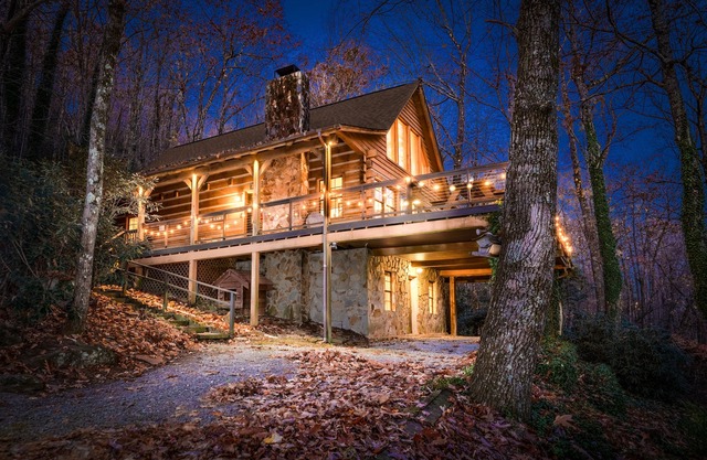 Der Blue Ridge Hütte am PINNACLE ... Ihre perfekte Mountain Getaway erwartet!