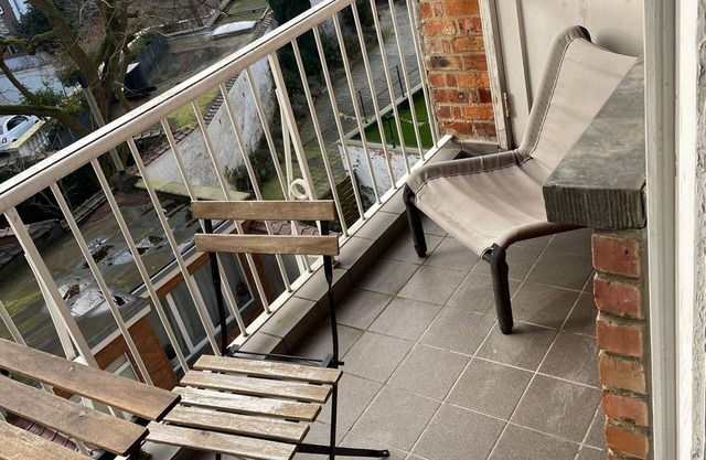 A Surprisingly Large Studio with Large Terrace