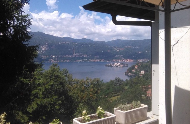 Eine Terrasse am Ortasee