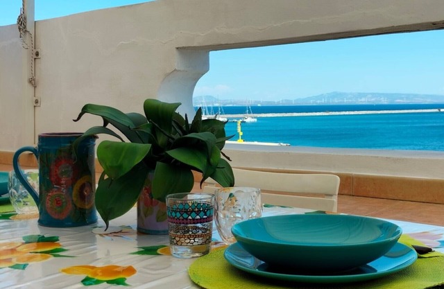 Eine Terrasse auf dem Meer