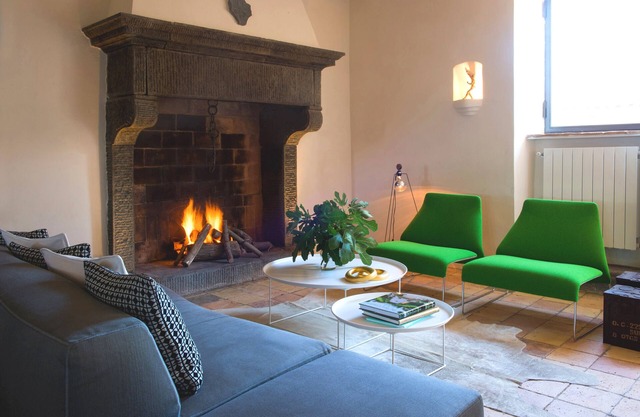 Ein einzigartiges Luxushaus, Designer-Interieur, privater Pool, in einer märchenhaften Stadt
