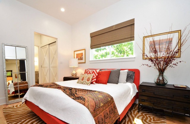 Ein sehr seltener Fund - Elegantes Audubon Park Uptown Town Home