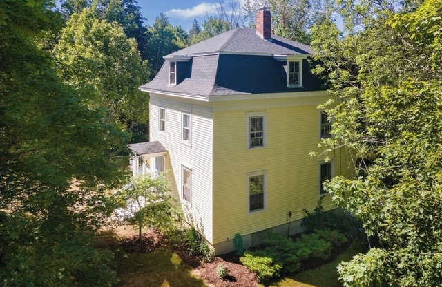 A Victorian Gem on Deer Isle - Walkable to beaches and local shops