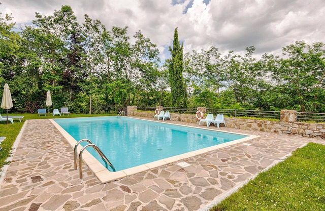 Wohnung in Greve in Chianti mit Garten
