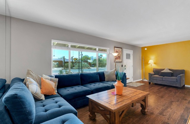 NEU UMGESTALTETES MIDTOWN TUCSON BUNGALOW AUF LONGFELLOW AVE