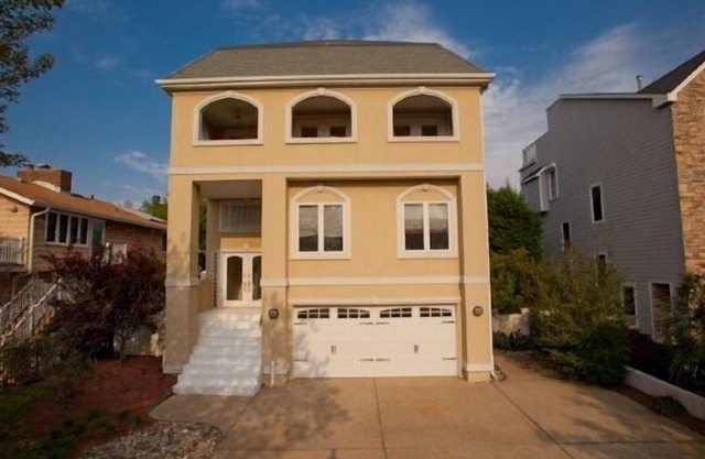 514 Virginia Dare Home