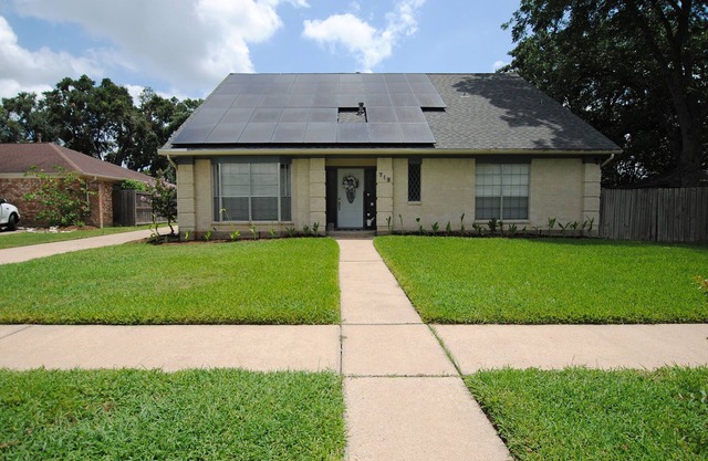 A welcoming 4 bedroom and 4.5 bathroom house with a private pool