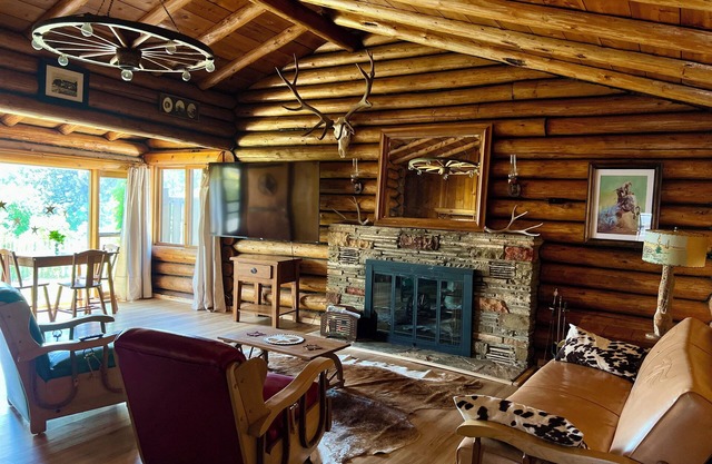 A Western Cabin Retreat in the Heart of Billings.
