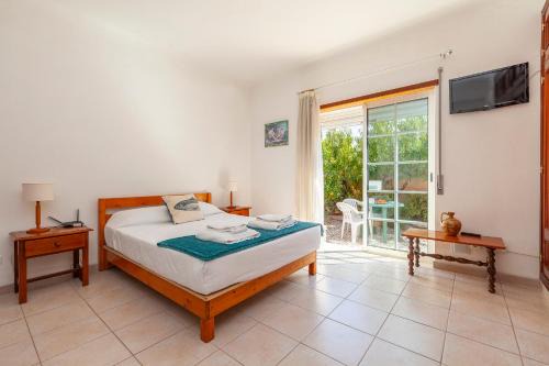 A66 - Pedra Alcada Stays Bedroom