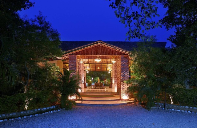ACORN HIDEAWAY RESORT & SPA, Corbett