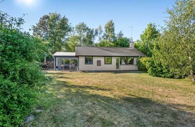 "Aamunde" - 600m from the sea by Interhome