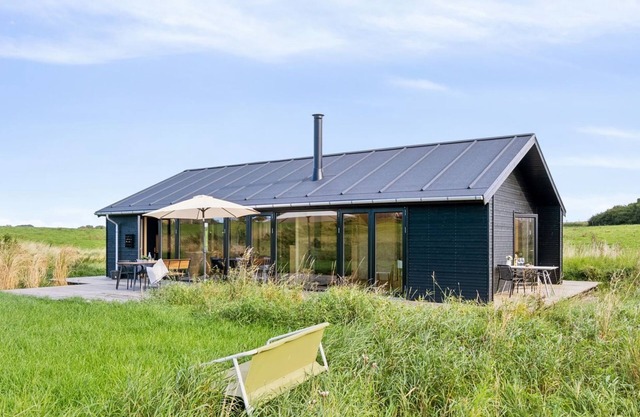 "Aatos" - 250m from the sea by Interhome