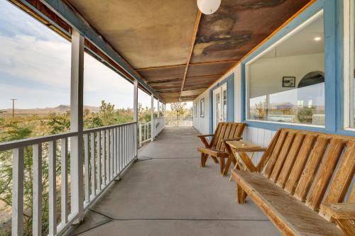 Abigails Ranch - Pet-Friendly Dolan Springs Gem