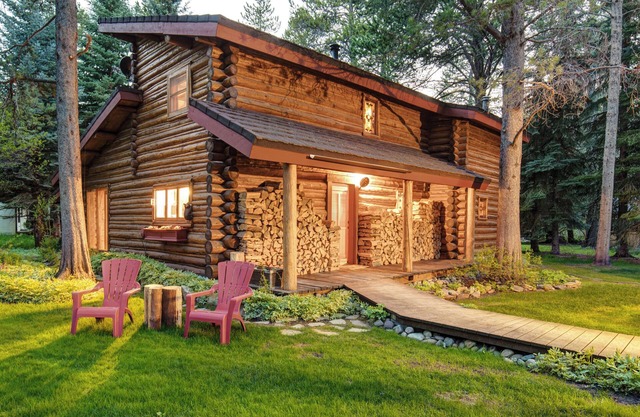 Abode at the Aspens | Secluded Fish Creek Mountain Retreat | Hot Tub | Close to Village & Nat. Parks