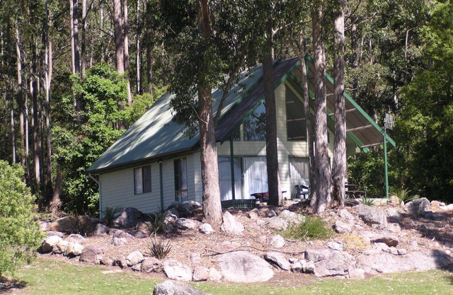 Absolute Waterfront - Waratah Villa in der Shoalhaven Lodge