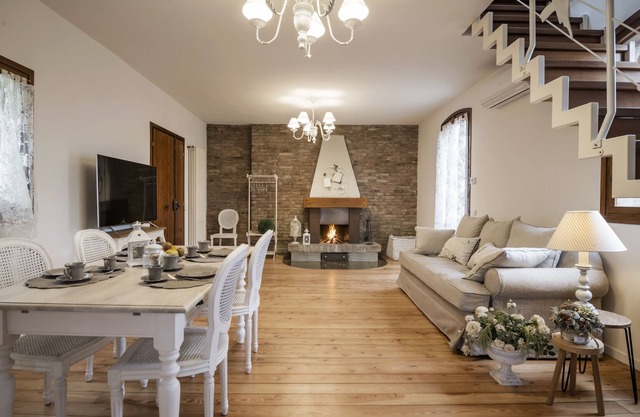 AKADEMIE IM COLLE - CASA DELLE ROSE