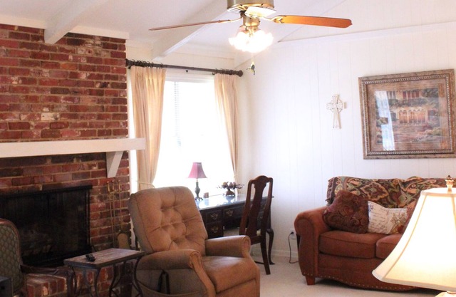 Accessible, family home near downtown Ruston, LA Tech, and the ballpark!