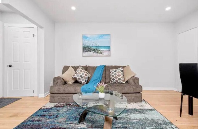 Accessible/PetFriendly-2bedSuite