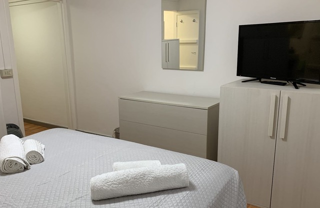 accommodation 5 minutes from the sea
