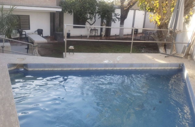 Accommodation near the airport with swimming pool