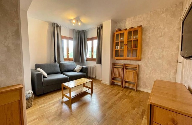 Acogedor Apartamento de 2 dormitorios con plaza de garaje