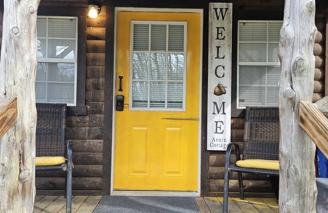 Acorn Cottage at Hocking Vacations