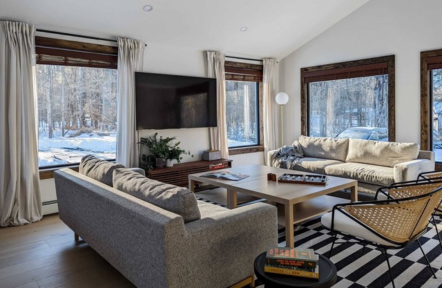 Acorn Lodge - Luxury Cabin, Catskills