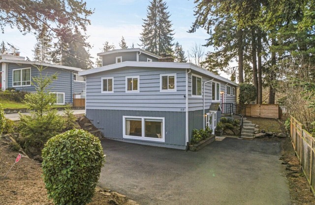 ADA/King Beds/BBQ/Fire Pit/4,400 sqft/Game Room