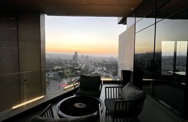 ⋆♠Adamant. Big Tv, Luxury, Studio,balcony,a/c,view