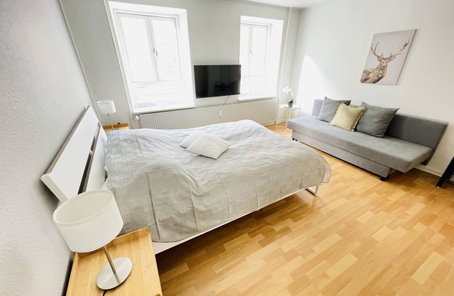 aday - Central Studio Apartment