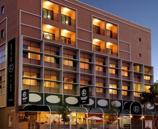 Adelaide Riviera Hotel