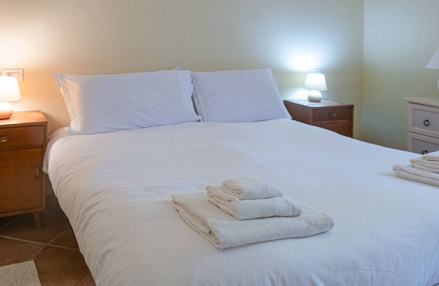 Adelia - Two Bedroom Apartment, Sleeps 4