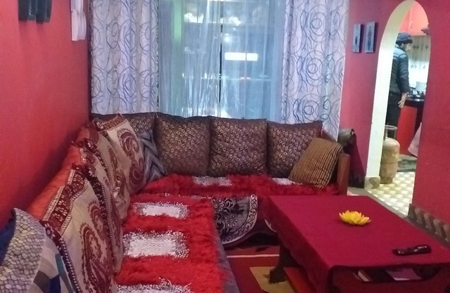 ADHIKARI HAUS, HEIMAT