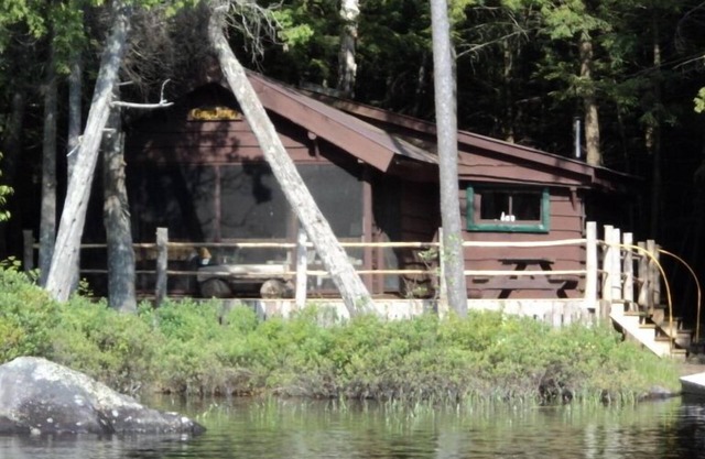 Adirondack Cabin in Saranac Lake - ruhig, friedlich, zeitlos