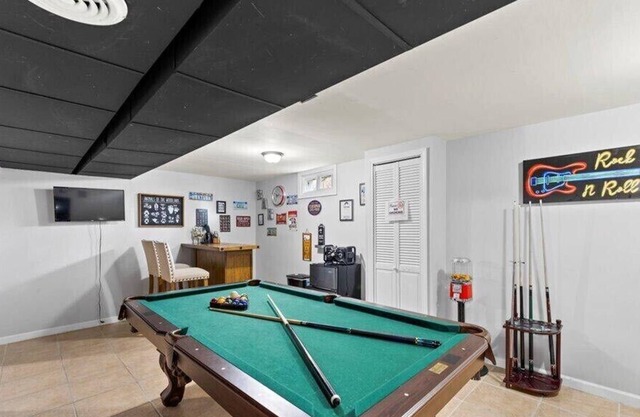 Adirondack Escape W/Pool Table 10 mins to LK George 20 mins to Gore MT