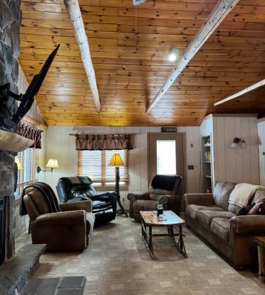 Adirondack Luxury Getaway