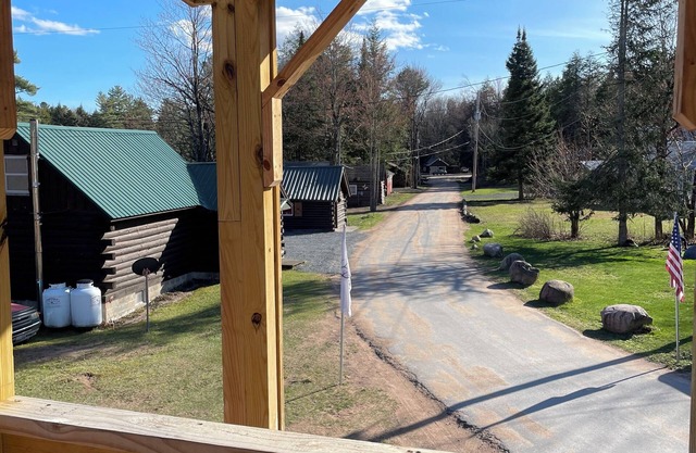 Adirondack Retreat w/Kayaks, Direct Snowmobiling & ATV, Trailer Parking, WiFi
