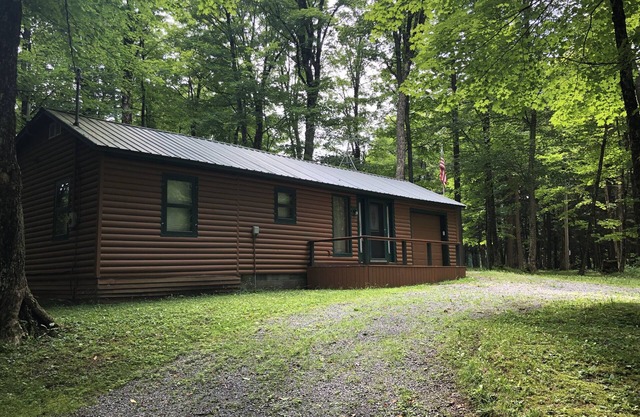 OSWEGATCHIE ADIRONDACK CABIN RETREAT