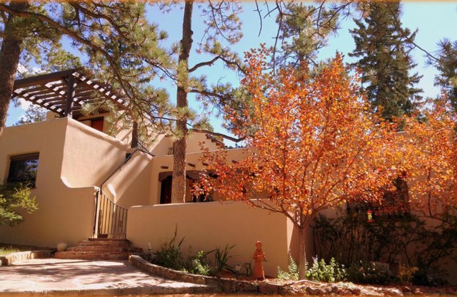 Adobe Inn at Cascade