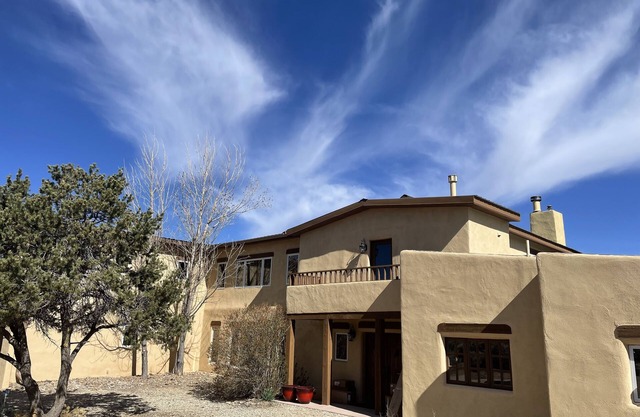 Adobe Mountain Villa, overlooking Taos!