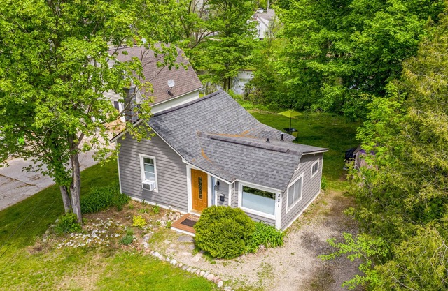 Adorable studio on the Huron River in the Village of Milford.