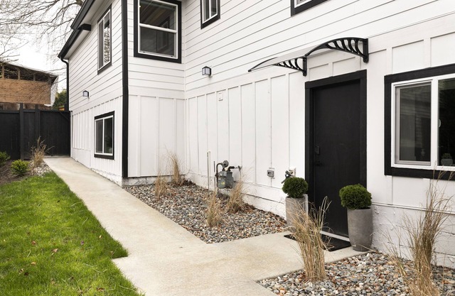 Adorable Madrona 1bd/1bath