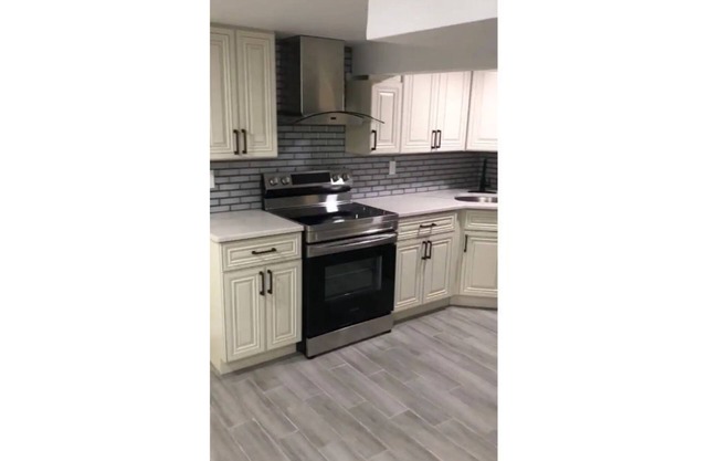 Adorable, one bedroom apartment in New Hyde Park